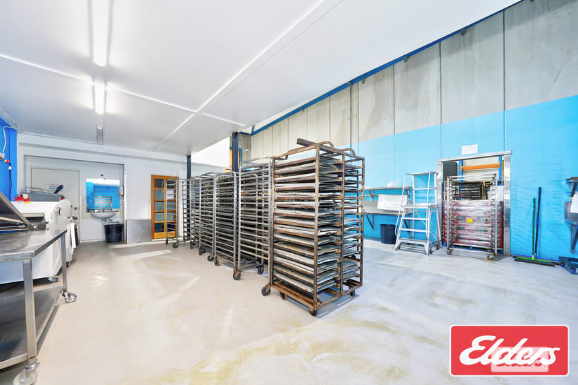Click to view all images 3/12 Cecil Road Hornsby NSW 2077 - Image 3
