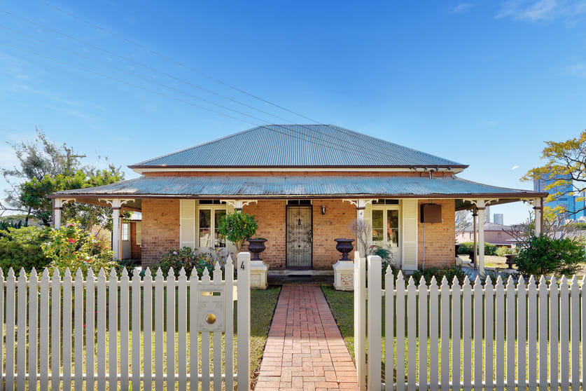 Click to view all images 4 Rosehill Street Parramatta NSW 2150 - Image 5