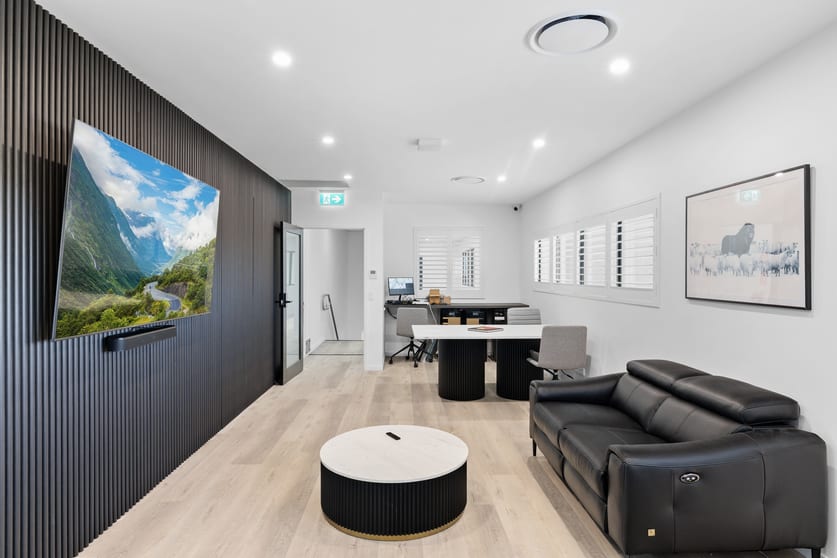 Click to view all images 9/19-21 Packer Road Baringa QLD 4551 - Image 2