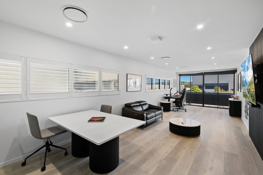 Click to view all images 9/19-21 Packer Road Baringa QLD 4551 - Image 4