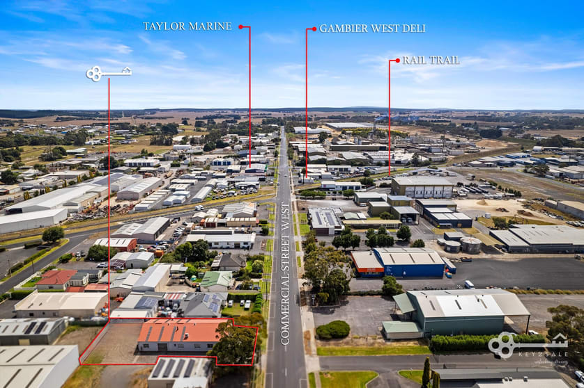 Click to view all images 325 Commercial Street West Mount Gambier SA 5290 - Image 2