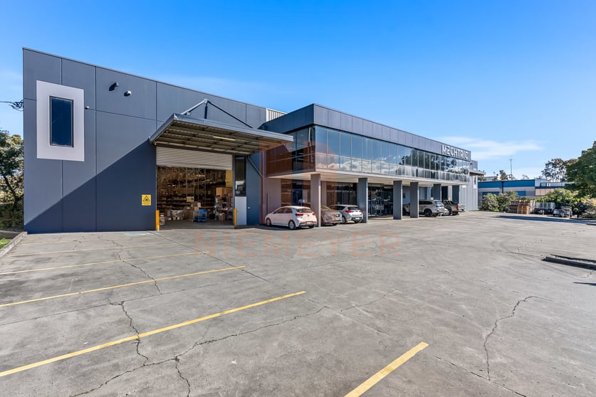Click to view all images Warehouse & Office/2 Squill Place Arndell Park NSW 2148 - Image 2