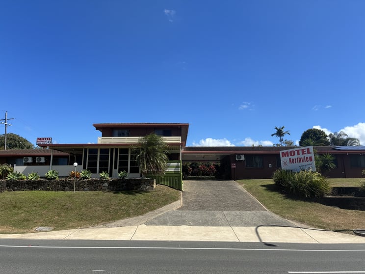 Click to view all images Mount Pleasant QLD 4740 - Image 1