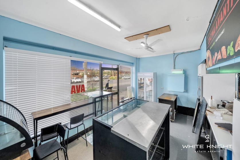 Click to view all images 54 Gertz Avenue Reservoir VIC 3073 - Image 3