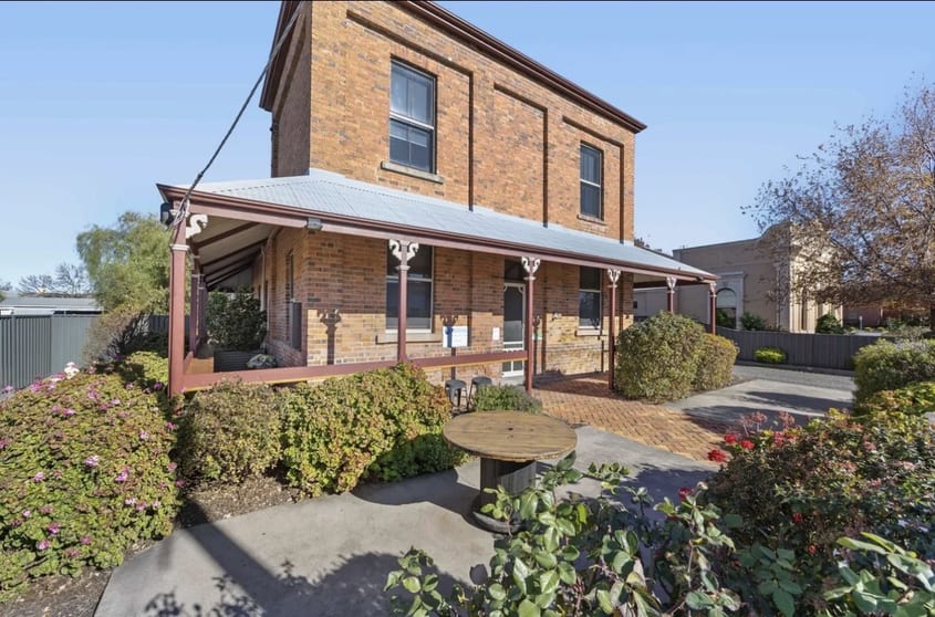 Click to view all images 54 Longfield Street Stawell VIC 3380 - Image 1