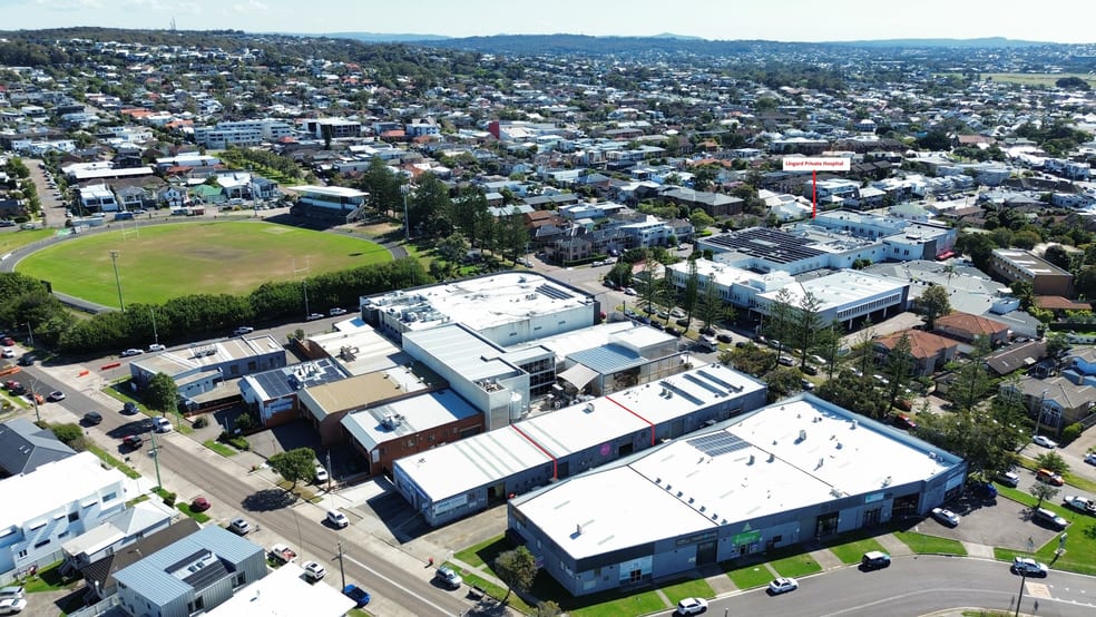 Click to view all images 2/10 Mitchell Street Merewether NSW 2291 - Image 2