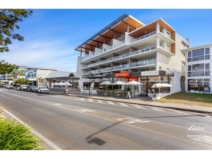 Click to view all images Yeppoon CBD Investment/2-4 Anzac Parade Yeppoon QLD 4703 - Image 3