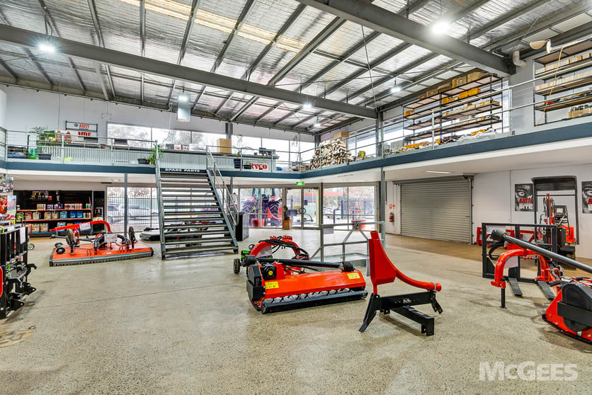 Click to view all images 5 Secker Road Mount Barker SA 5251 - Image 3