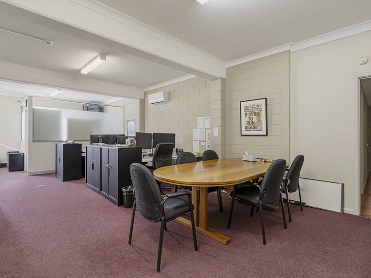 Click to view all images 90 Clarence Street Bellerive TAS 7018 - Image 3