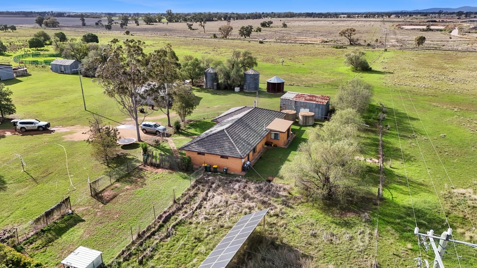 Click to view all images Part, 397 Craigie Lea Lane Narromine NSW 2821 - Image 4