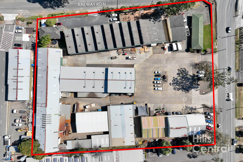 Click to view all images 31 Groves Avenue Mulgrave NSW 2756 - Image 3
