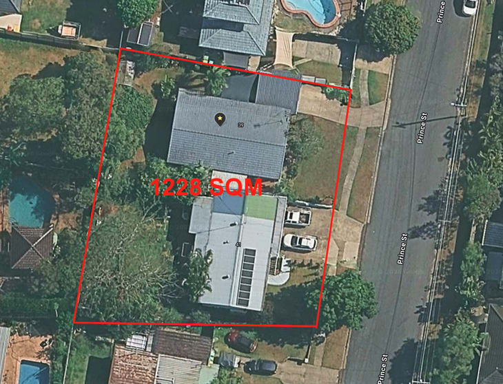 Click to view all images 39-41 Prince Street Southport QLD 4215 - Image 3