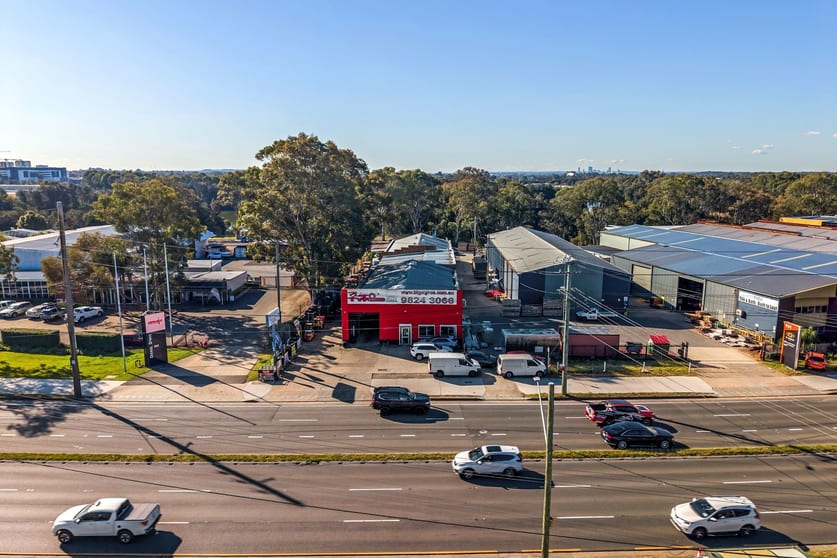 Click to view all images 351 Newbridge Road Moorebank NSW 2170 - Image 1
