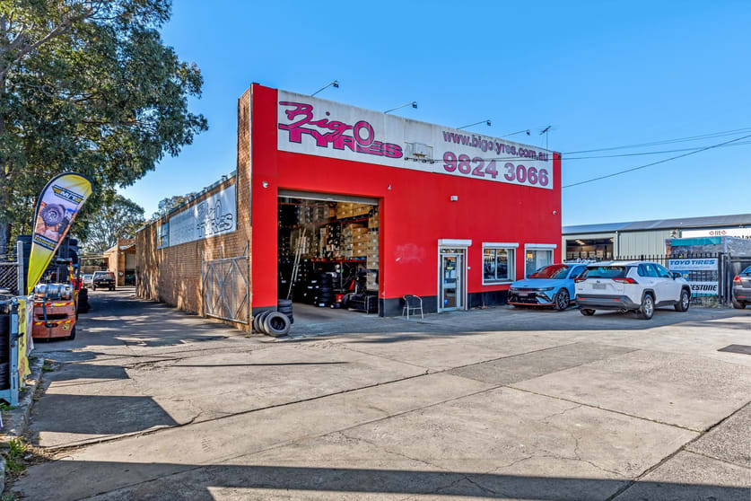 Click to view all images 351 Newbridge Road Moorebank NSW 2170 - Image 2