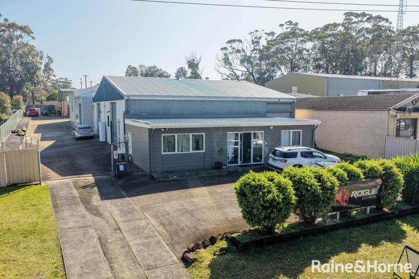 Click to view all images 3 Deering Street Ulladulla NSW 2539 - Image 2