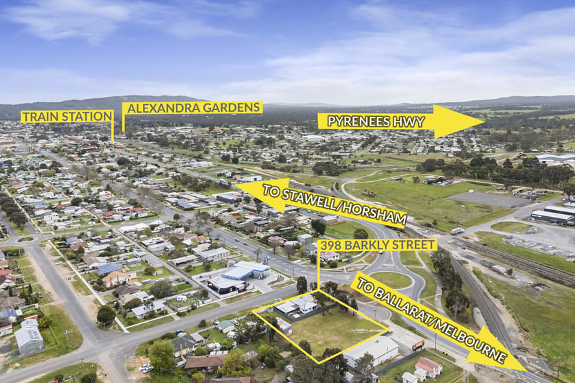 Click to view all images 398 Barkly Street Ararat VIC 3377 - Image 1