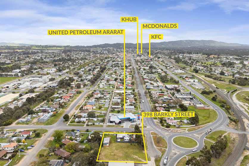 Click to view all images 398 Barkly Street Ararat VIC 3377 - Image 2