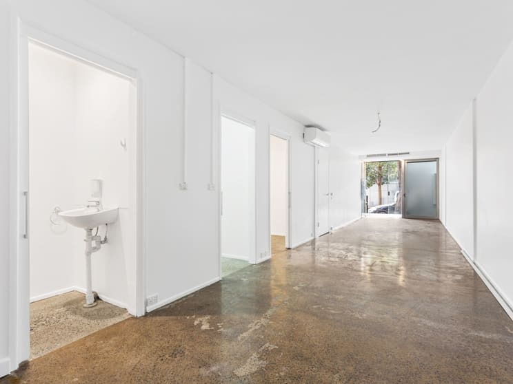 Click to view all images 2/289 Liverpool Street Darlinghurst NSW 2010 - Image 2