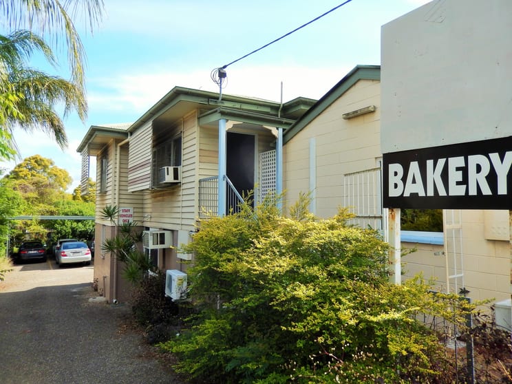 Click to view all images 65 Blackstone Road Eastern Heights QLD 4305 - Image 2
