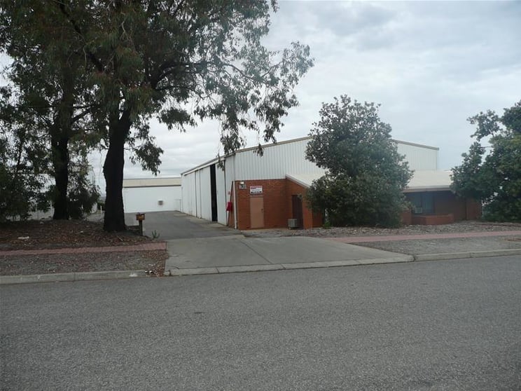 Click to view all images Workshop 1 Unit 2, 10 Dorset Street Lonsdale SA 5160 - Image 3