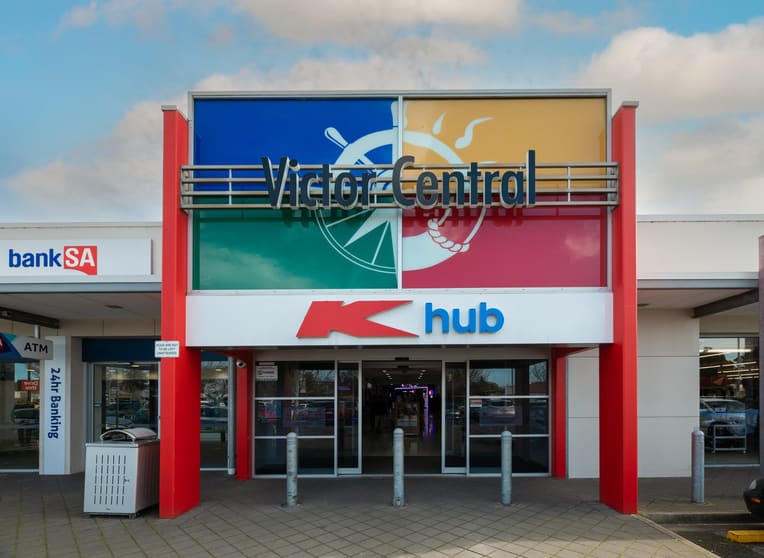 Click to view all images Victor Central Torrens Street Victor Harbor SA 5211 - Image 1