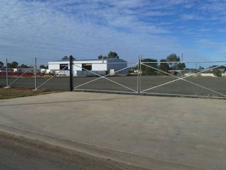 68 - 70 Spencer Street Roma QLD 4455 - Image 1