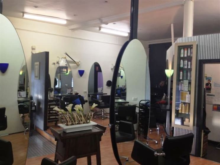 Click to view all images 168 Elgar Road Box Hill South VIC 3128 - Image 3