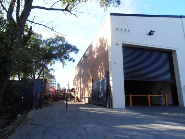 9 Powdrill Road Prestons NSW 2170 - Image 2