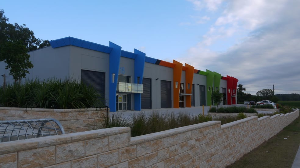 Click to view all images Lawnton QLD 4501 - Image 2