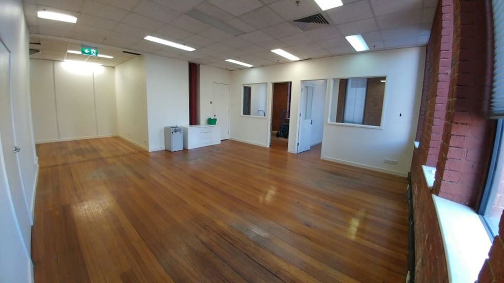 Click to view all images 3/68 Oxford Street Collingwood VIC 3066 - Image 2