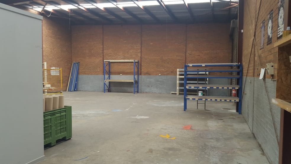 2/2 Glenbarry Road Campbellfield VIC 3061 - Image 3