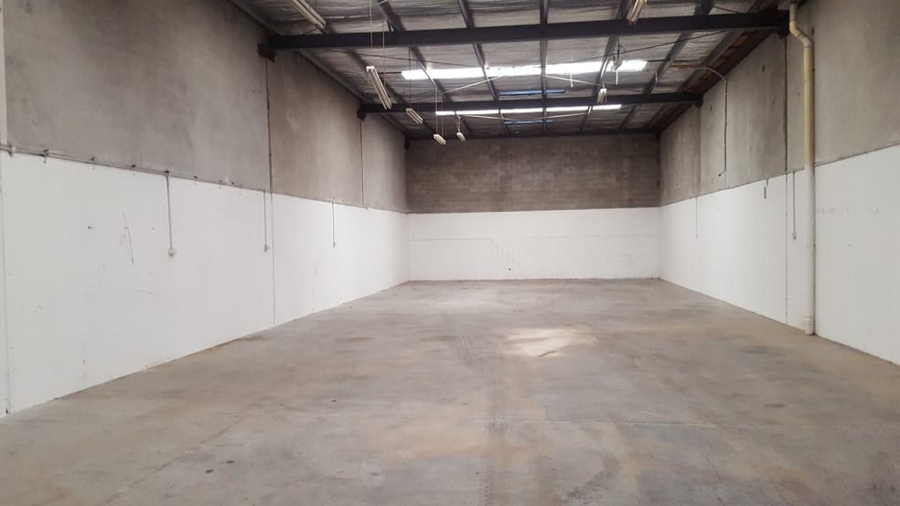 Click to view all images 12 Hercules street Tullamarine VIC 3043 - Image 3