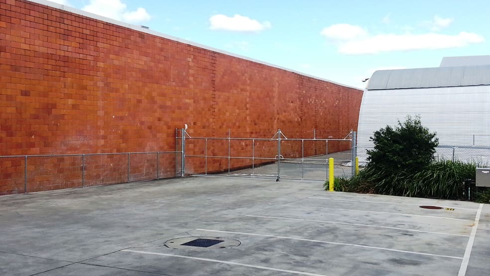 Click to view all images Geebung QLD 4034 - Image 3