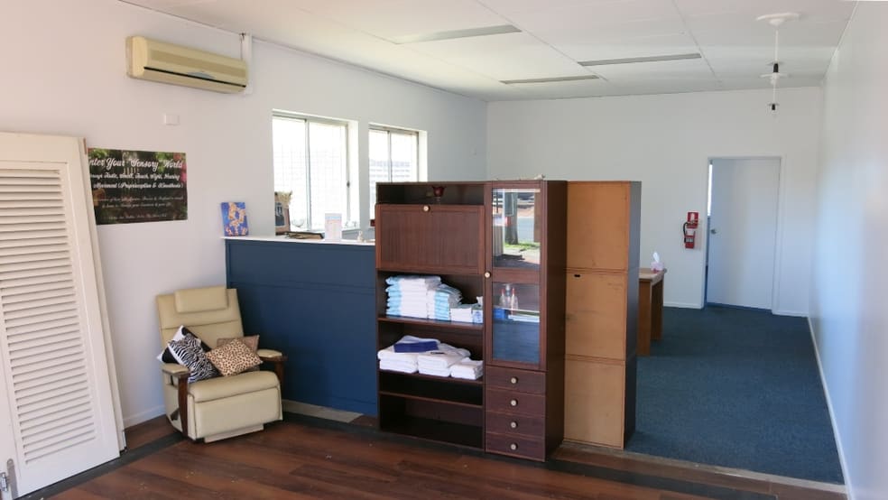 Click to view all images Boondall QLD 4034 - Image 2