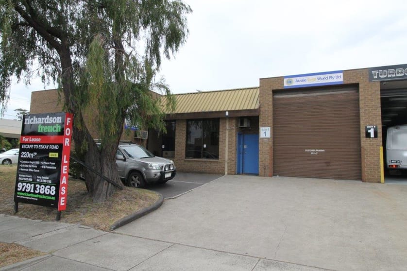 Click to view all images 8/1 Eskay Road Oakleigh South VIC 3167 - Image 1