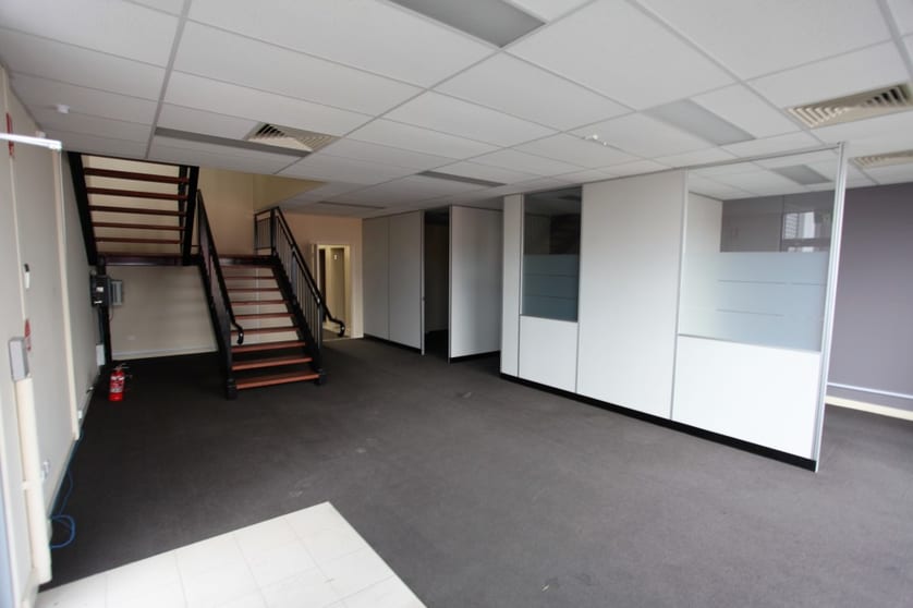 Click to view all images 4/13-15 Kevlar Close Braeside VIC 3195 - Image 3