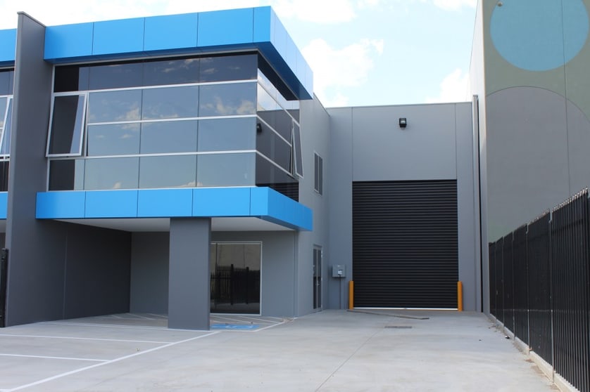 2/3 Walhalla Way Ravenhall VIC 3023 - Image 1