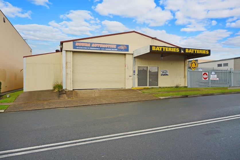 Click to view all images 96 North Street Nowra NSW 2541 - Image 1