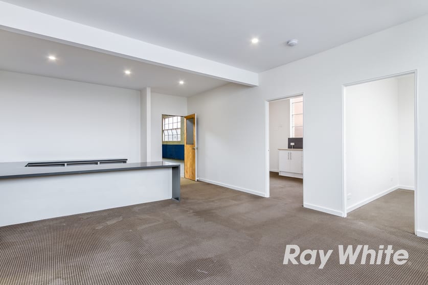 Click to view all images 14 Milgate Street Oakleigh South VIC 3167 - Image 3