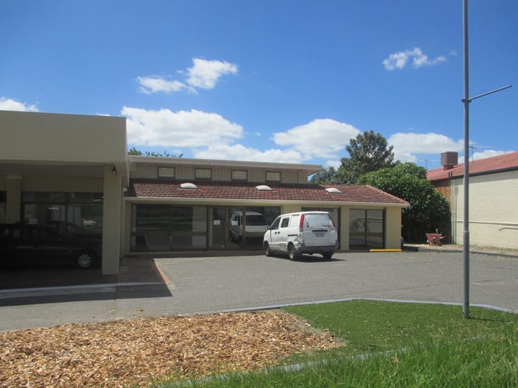 920 Logan Road Holland Park West QLD 4121 - Image 3