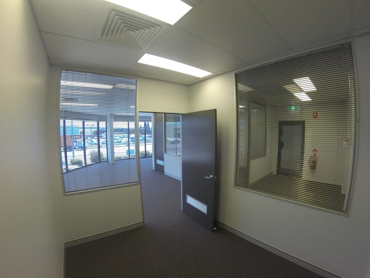 Click to view all images Brendale QLD 4500 - Image 2
