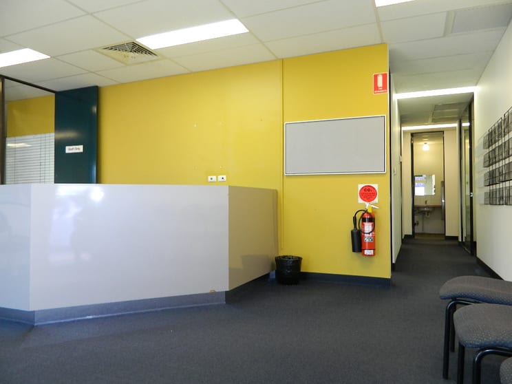Click to view all images 44 Mirrabooka Avenue Mirrabooka WA 6061 - Image 3