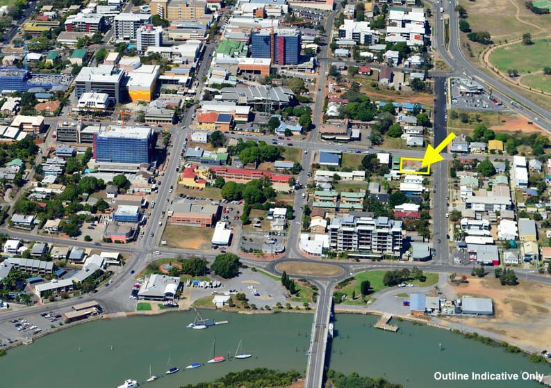 Click to view all images 40 Yarroon Street Gladstone Central QLD 4680 - Image 1