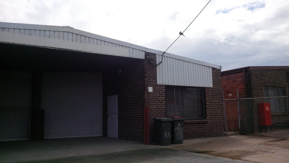 Click to view all images 3B Salicki Avenue Epping VIC 3076 - Image 2