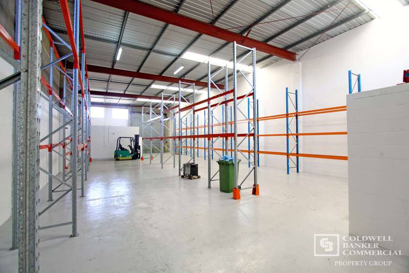 2/8 Carlyle Street Slacks Creek QLD 4127 - Image 2