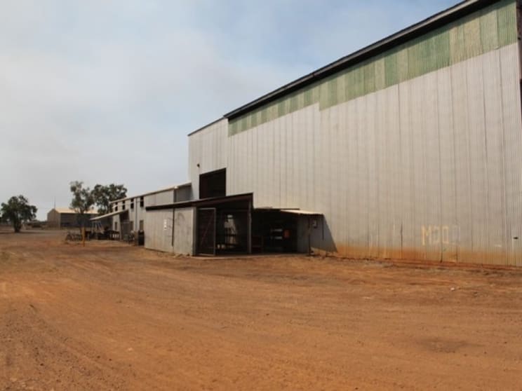 4 Kolongo Crescent Mount Isa QLD 4825 - Image 3
