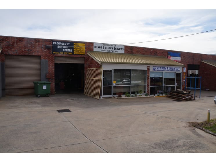 Click to view all images 2/15 Progress Street Mornington VIC 3931 - Image 1