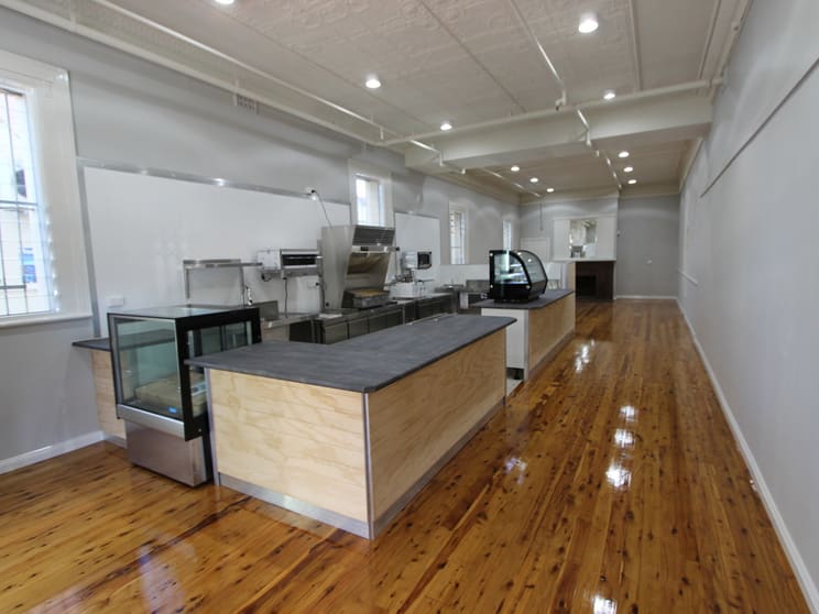 Click to view all images 1/115 Vincent Street Cessnock NSW 2325 - Image 1