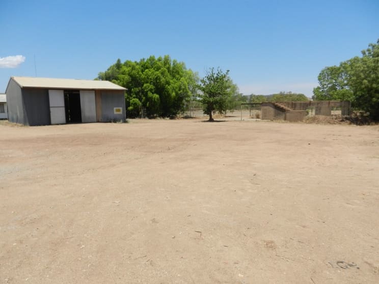 15-17 Richardson Road Mount Isa QLD 4825 - Image 1