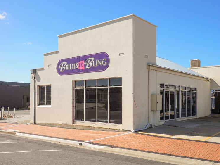 17 Edinburgh Street Port Lincoln SA 5606 - Image 1